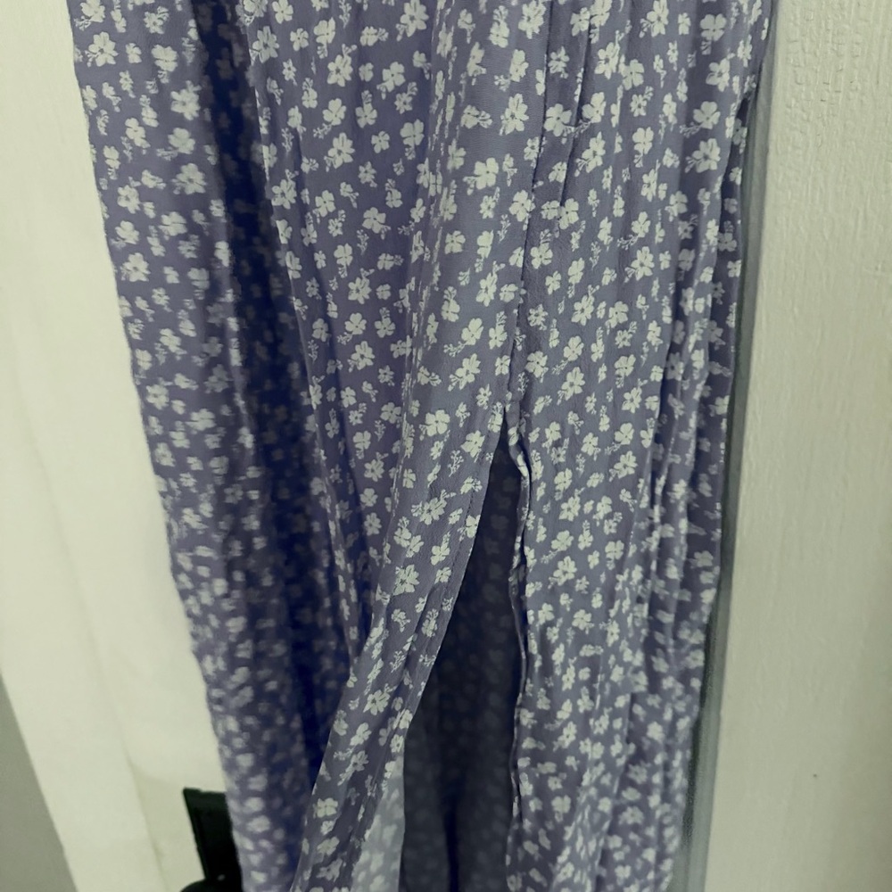 & OTHER STORIES Floral Print Puff Sleeve Midi Dress In Blue W White flowers - Picture 3 of 7